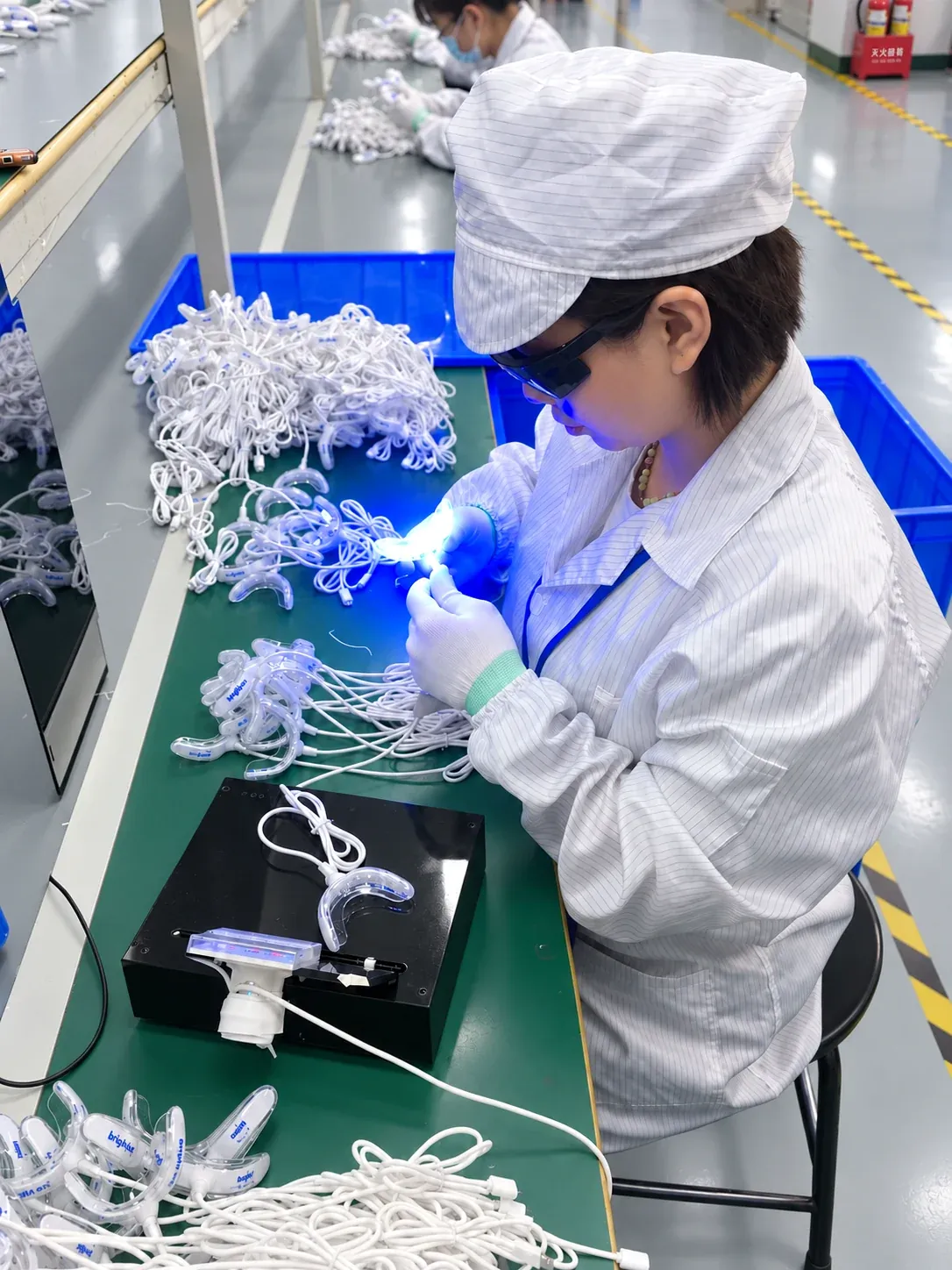 LED teeth whitening device quality inspection at EKONGSMILE